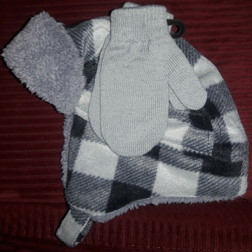Trapper hat with gloves infant size